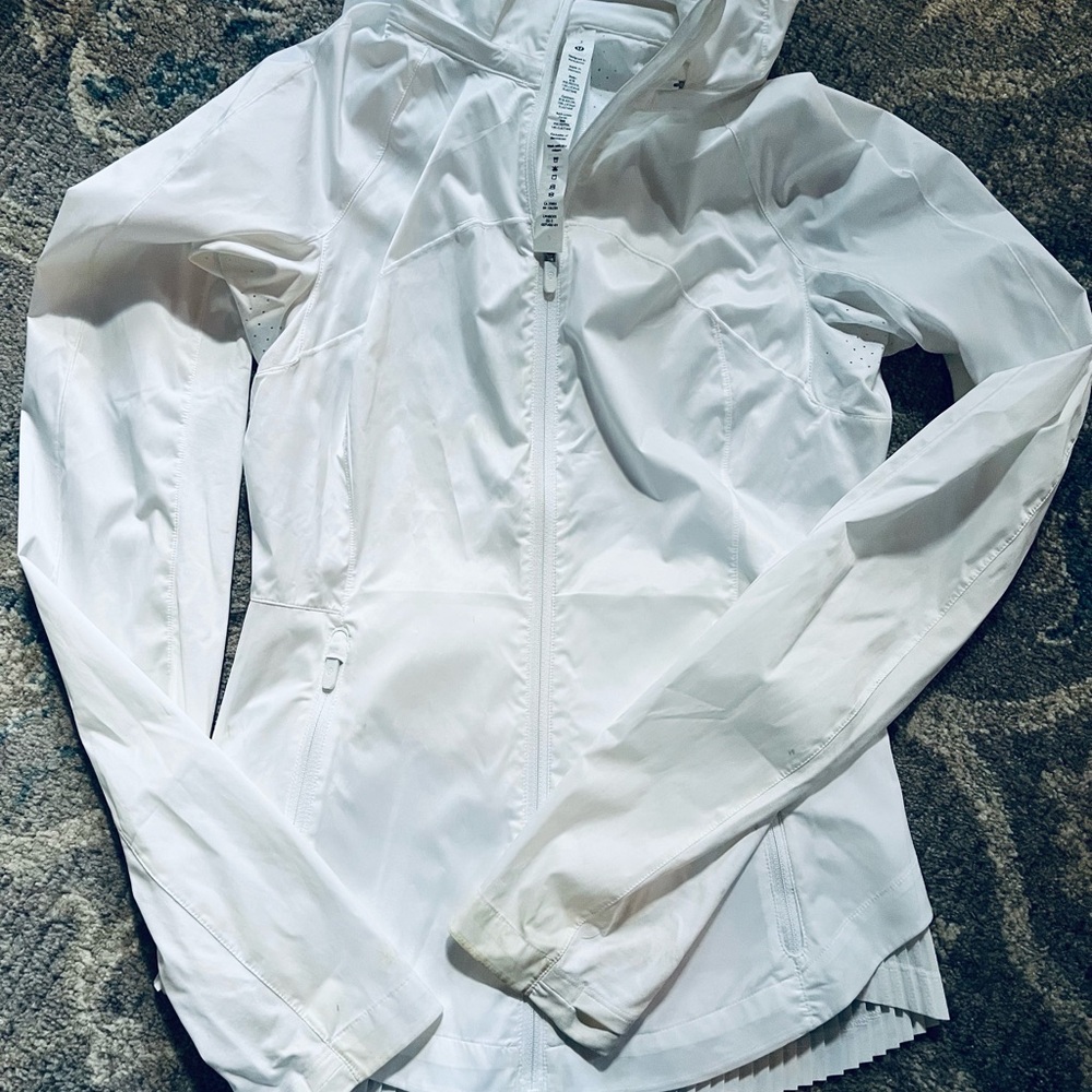 Women's Lululemon White Lightweight Jacket
